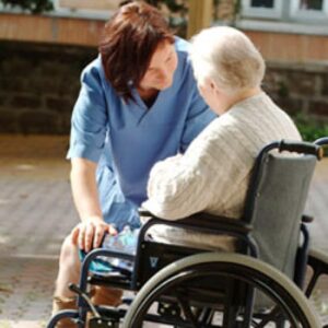 Centri diurni per anziani non autosufficienti: i criteri per la riattivazione