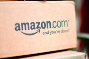 “Serve una tassa ad Hoc per Amazon e i colossi del web”