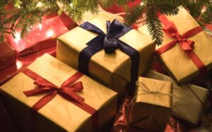 A Valenza a Natale c’è un dono per tutti con il “Regalo Sospeso”