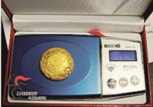Rapinatore con il vizio del gioco arrestato dai Carabinieri