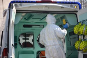 Si cercano di nuovo medici e infermieri per l’emergenza Covid