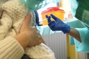 Piemonte, al via la campagna vaccinale per gli over 80