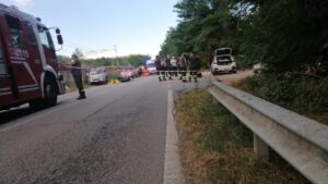 Valenza, scontro auto-moto: due vittime
