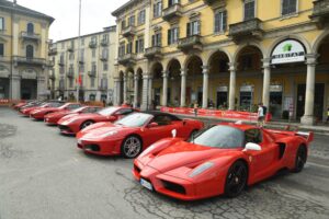 Sabato e domenica Valenza si tinge di rosso Ferrari… con Yan Denes