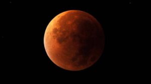Le più celebri canzoni sulla luna nella storia della musica