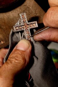 Damiani. Per il Gruppo la crescita è continua