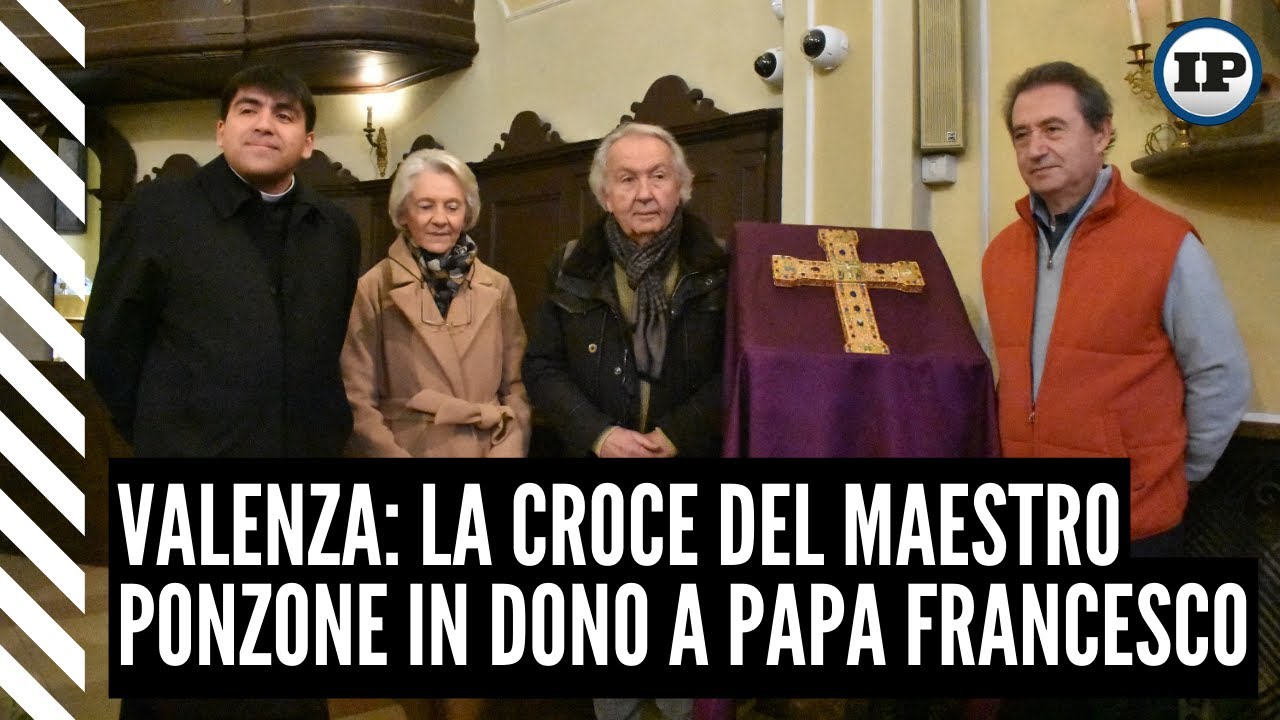 Anche al For.Al la croce per il Papa del maestro orafo Ponzone