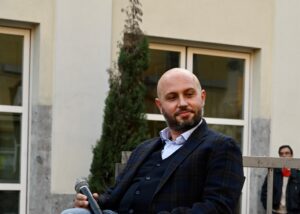 Ballerini: «Sindaco latitante (sulla pandemia). Bene i selfie ma poi?»