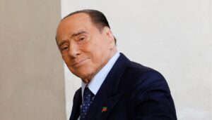 Silvio Berlusconi sarà cremato a Valenza