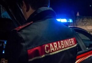 Valenza: scontro tra bande, accoltellato 19enne