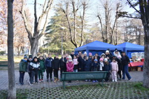 I bimbi della Don Minzoni in viale Oliva per beneficenza