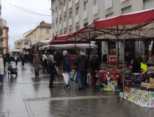 I commercianti di Valenza: «Priorità alla riqualificazione del centro»