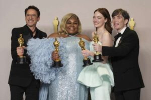 Oscar 2024: trionfano “Oppenheimer” e “Povere creature!”