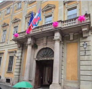 Valenza: il Comune diventa “rosa” per la prevenzione del tumore