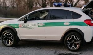 Valenza: botte alla compagna, l’arresto nella notte