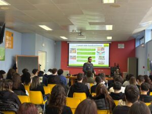 Valenza, la Guardia di Finanza incontra gli studenti del Cellini