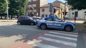 Alessandria: incidente in spalto Rovereto, sul posto la Polstrada