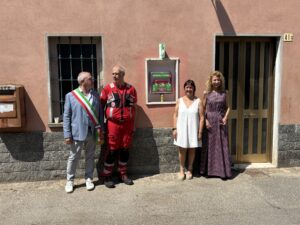 Monte Valenza: inaugurato il defibrillatore automatico