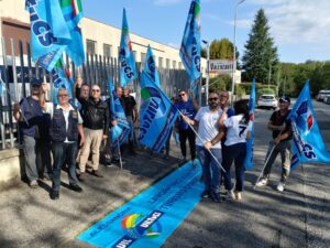 Vigilanza privata in agitazione: presidio a Valenza