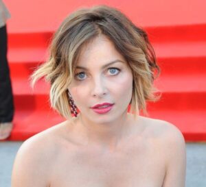 Violante Placido a Rivarone: “Ero in gabbia, ora posso cantare”